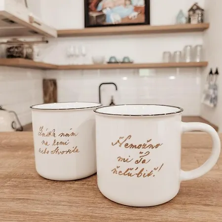 V Rezidencii Opera Lägenhet Banská Štiavnica